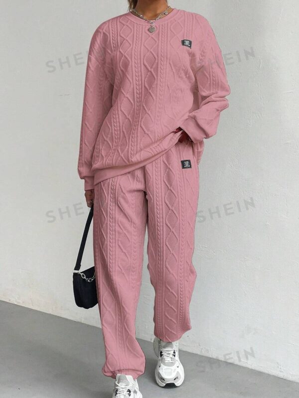 SHEIN Streecool Kids Women'S Letter Patch Sweatshirt And Sweatpants Two Piece Set With Round Neck - Image 4